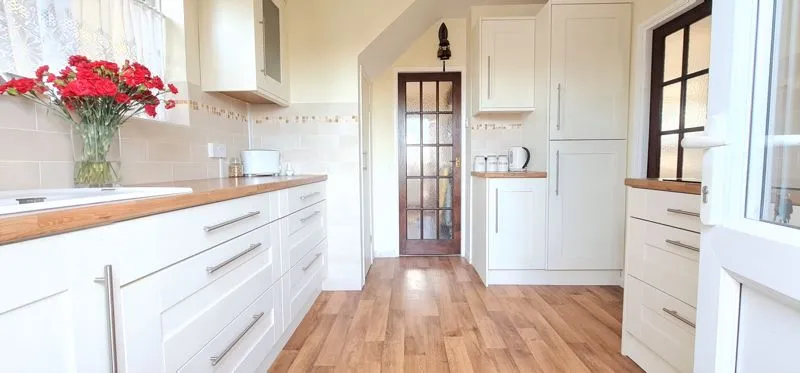 Juniper Road, Leigh-On-Sea, Essex, SS9 4BQ, photo 6