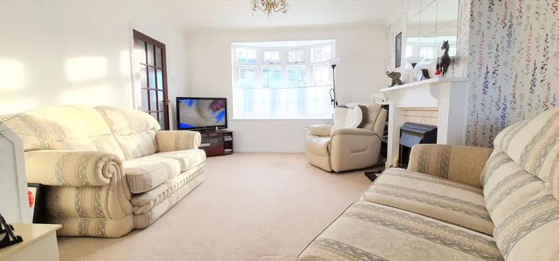 Juniper Road, Leigh-On-Sea, Essex, SS9 4BQ, photo 11