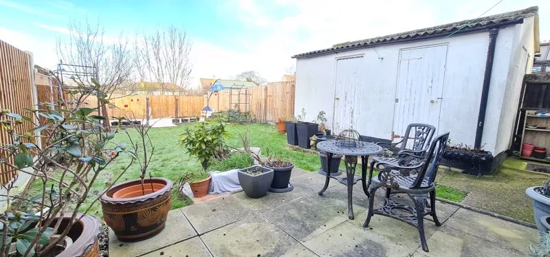 Juniper Road, Leigh-On-Sea, Essex, SS9 4BQ, photo 5