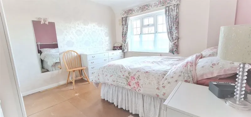 Juniper Road, Leigh-On-Sea, Essex, SS9 4BQ, photo 13