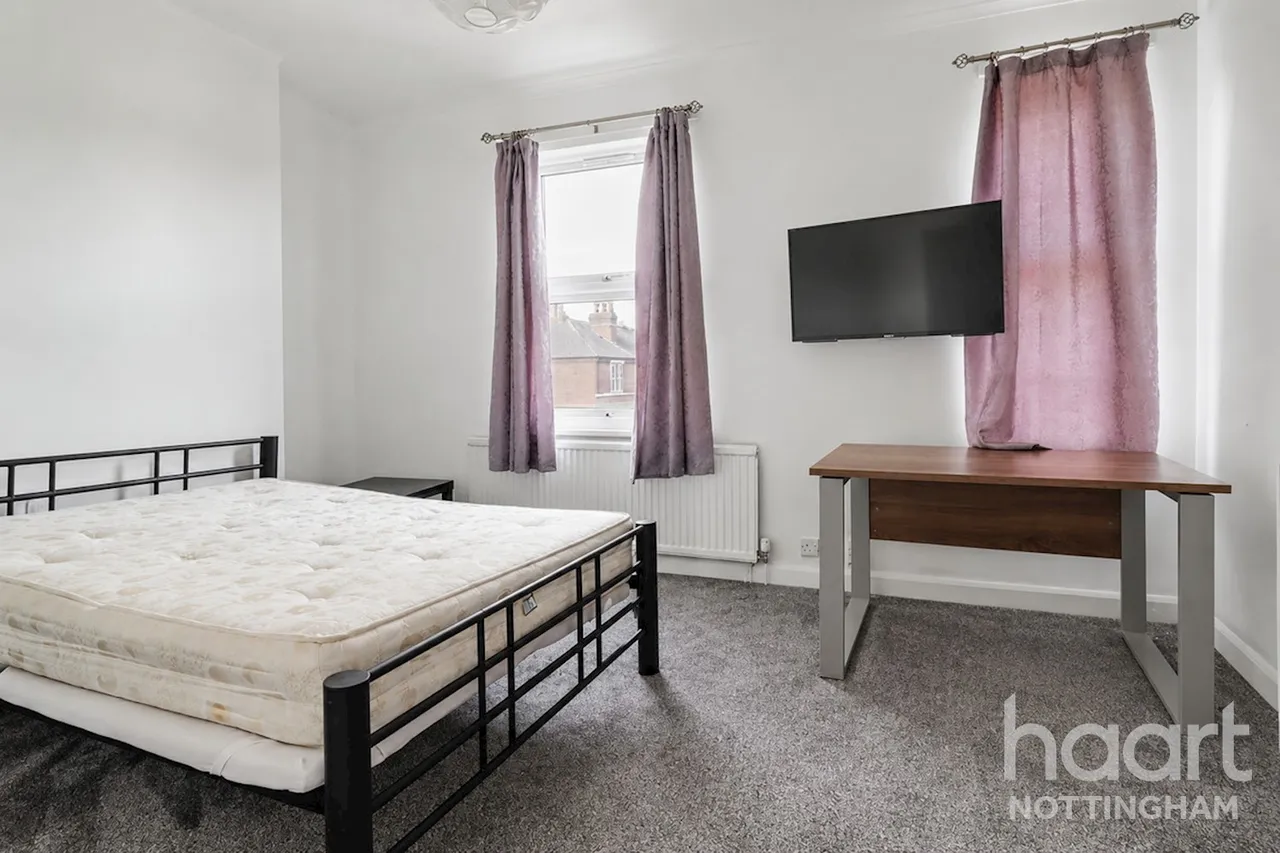 Maples Street, Hyson Green, NG7, photo 5