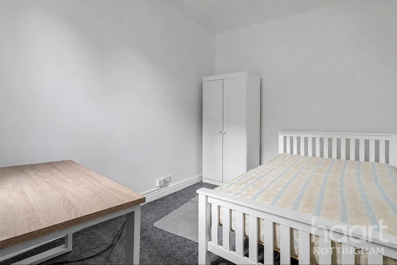 Maples Street, Hyson Green, NG7, photo 4
