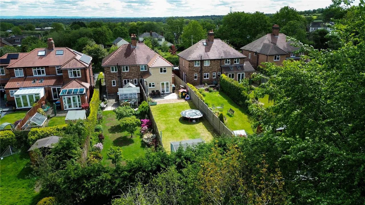 Chapel Avenue, Kingsley, Frodsham, Cheshire, WA6 8HD, photo 7