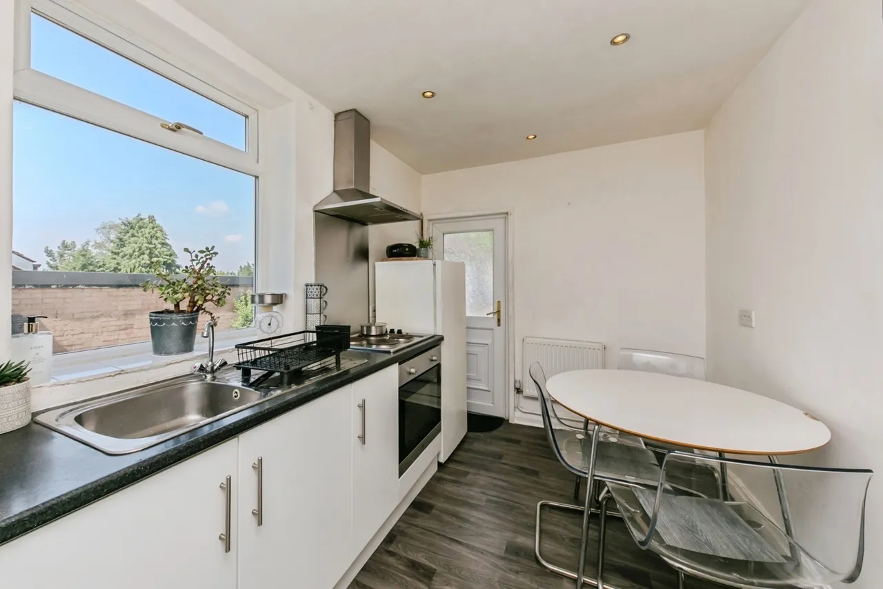 Chelford Road, Macclesfield, Cheshire, SK10, photo 5