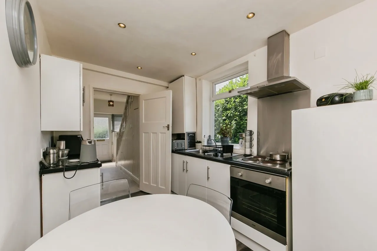 Chelford Road, Macclesfield, Cheshire, SK10, photo 14