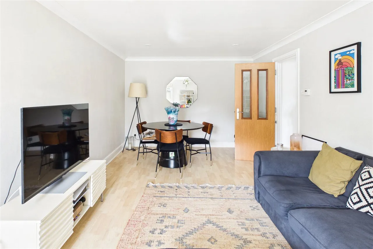 Rubens Place, London, SW4, photo 2