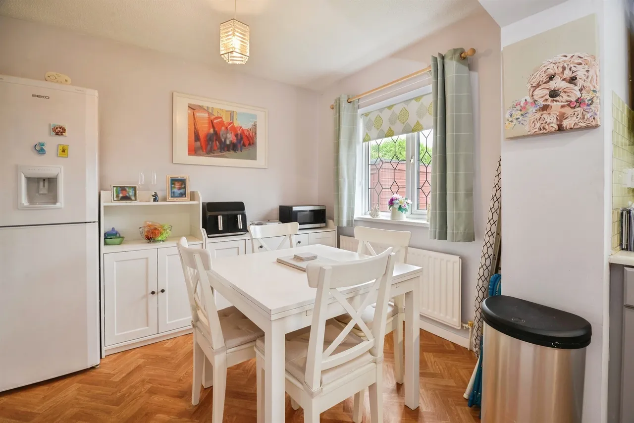 Roecliffe Grove, Stockton-On-Tees, photo 8