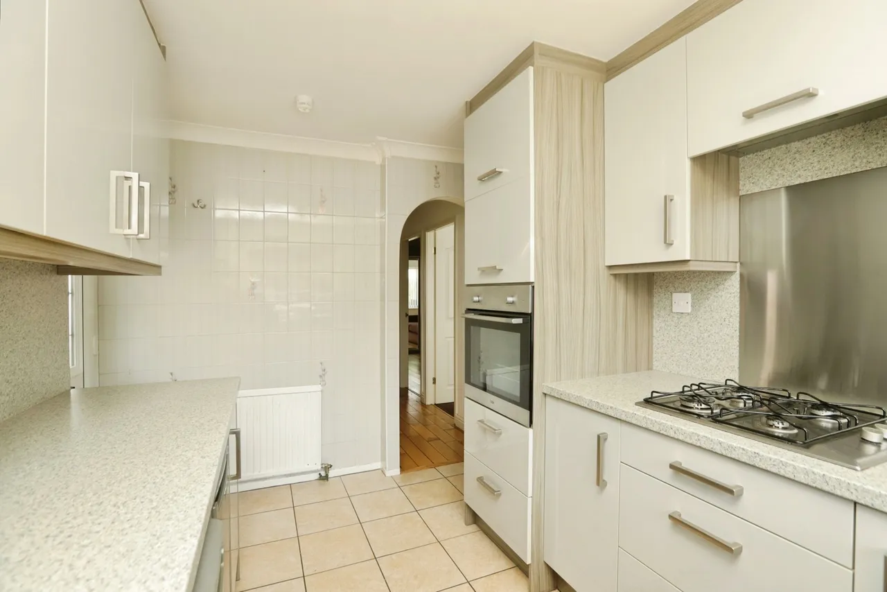 Landseer Court, Flanderwell, Rotherham, South Yorkshire, S66, photo 3