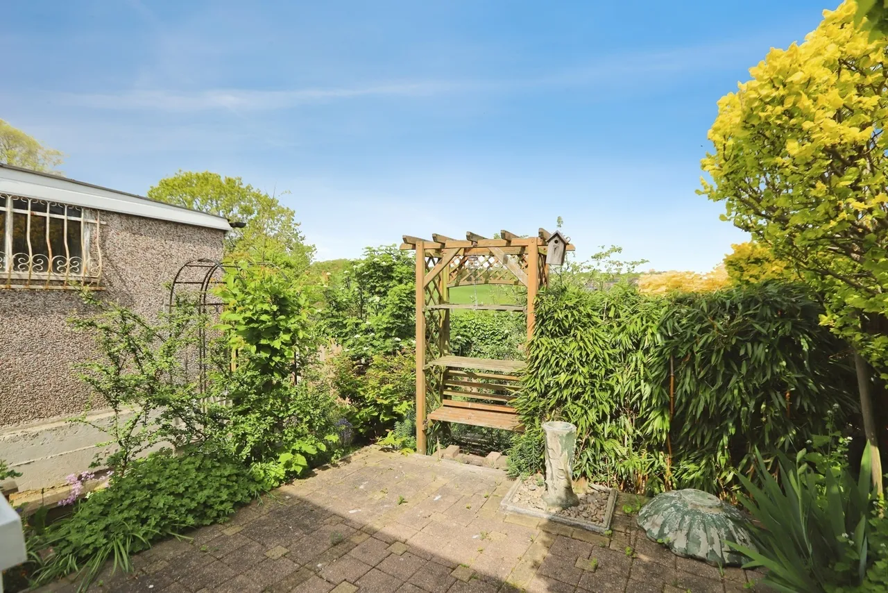 Landseer Court, Flanderwell, Rotherham, South Yorkshire, S66, photo 6