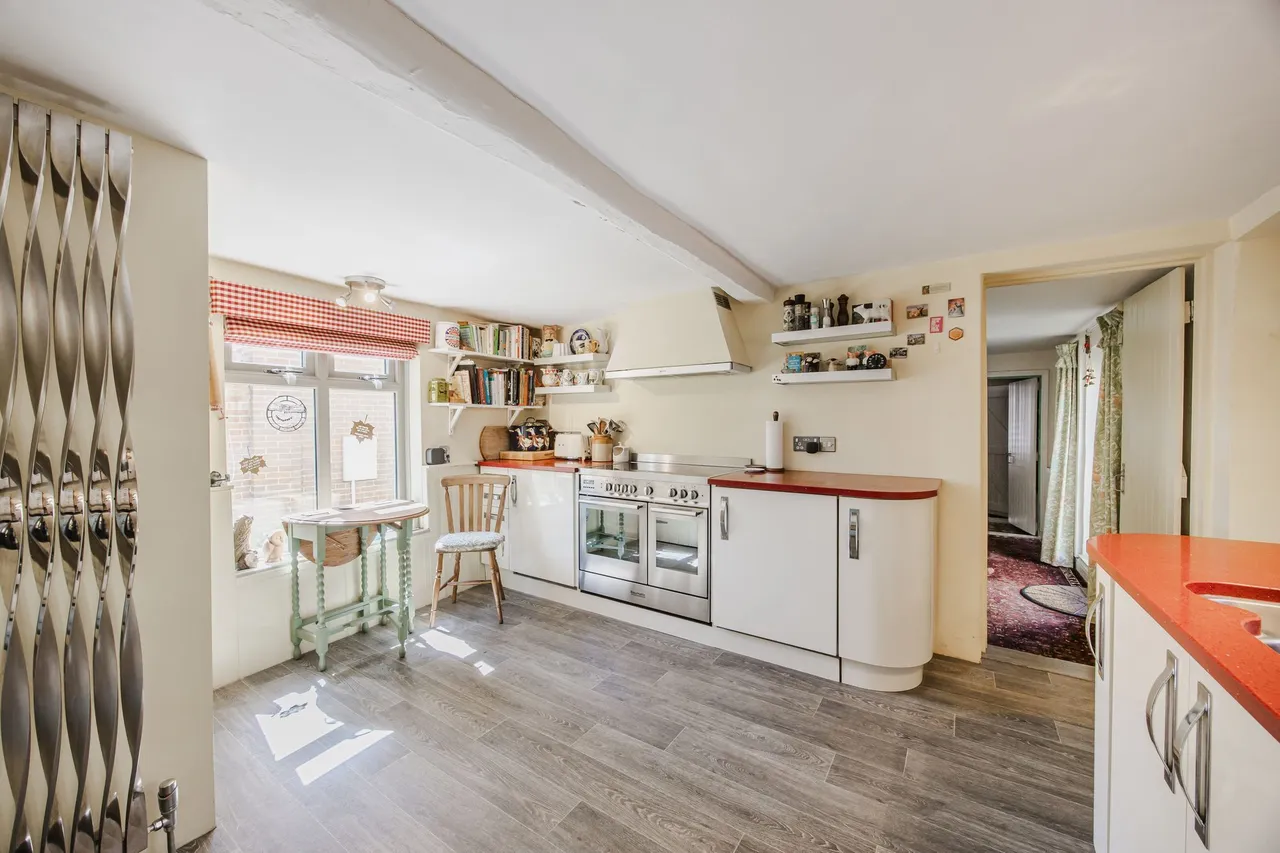 Characterful Cottage in Foulsham, photo 6