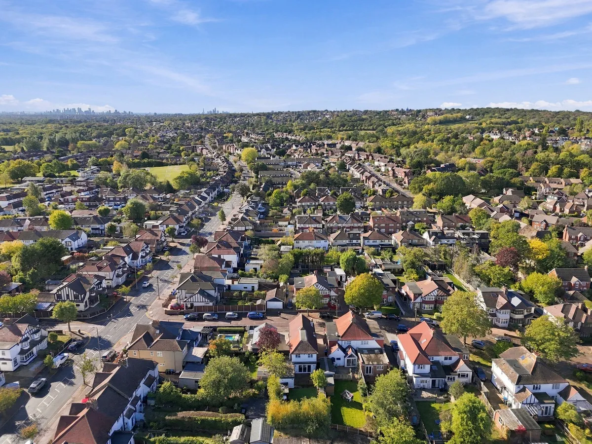 Kenilworth Gardens, Loughton, IG10, photo 36