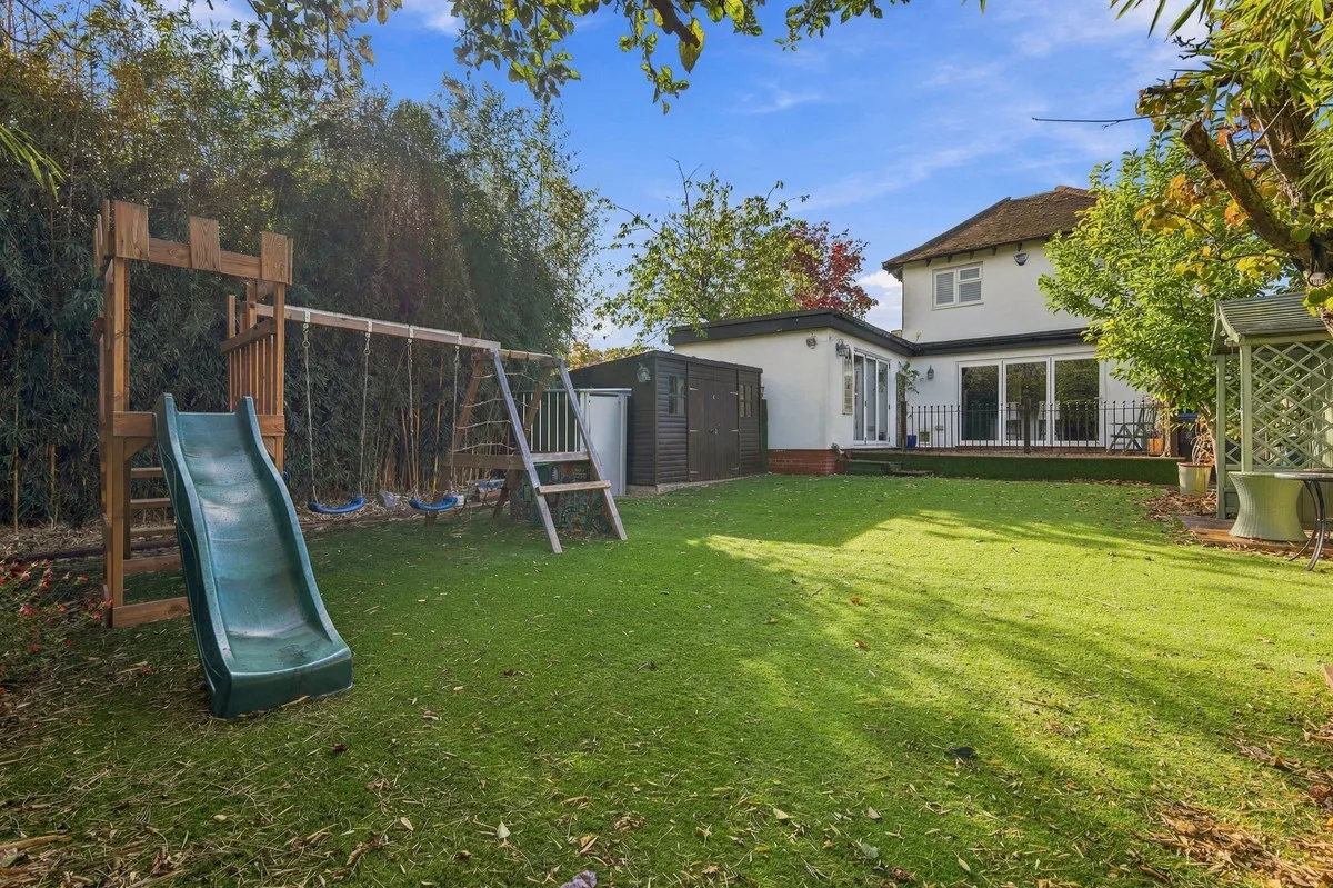 Kenilworth Gardens, Loughton, IG10, photo 4