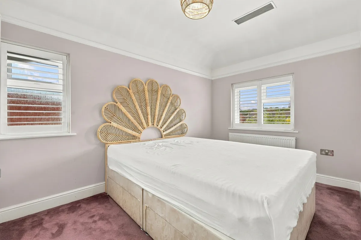 Kenilworth Gardens, Loughton, IG10, photo 26