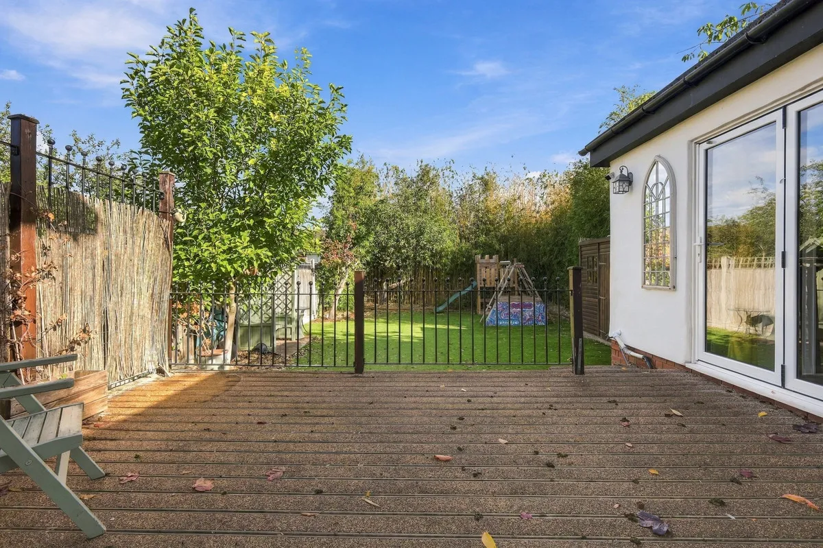 Kenilworth Gardens, Loughton, IG10, photo 32