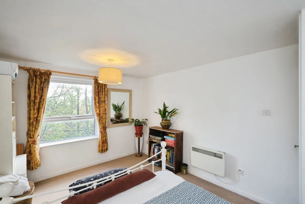 Bowen Court, Wake Green Park, B13, photo 10