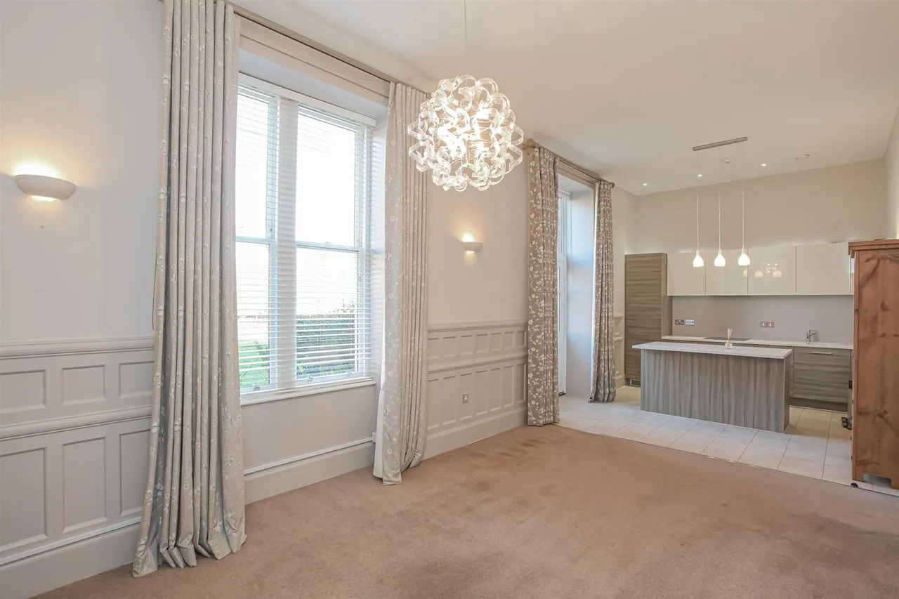 Ipsden Court, Cholsey Meadows, photo 3