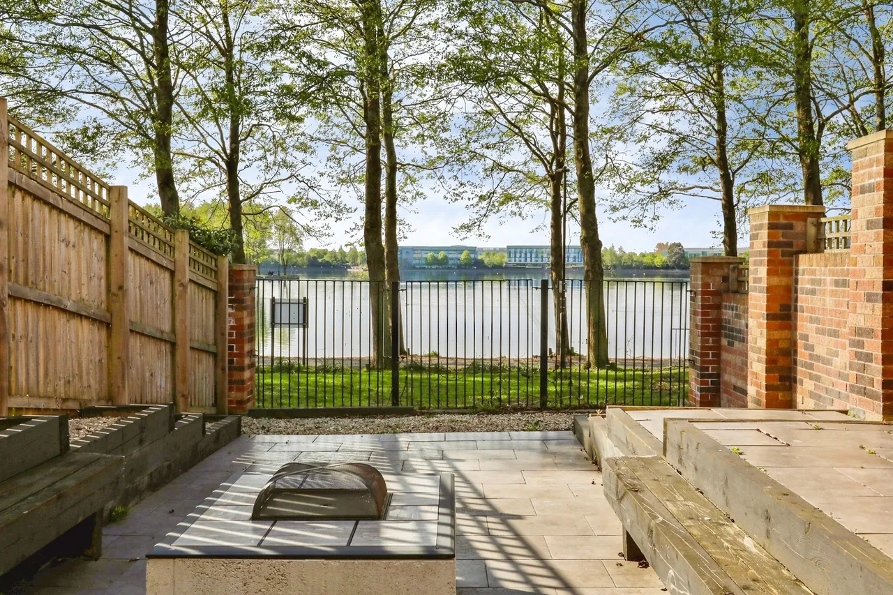 Lake View, Lakeside, DN4, photo 22