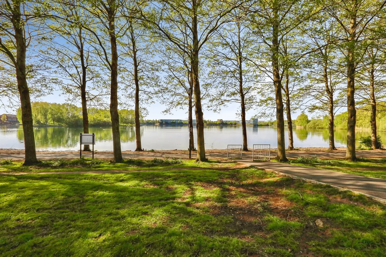 Lake View, Lakeside, DN4, photo 23