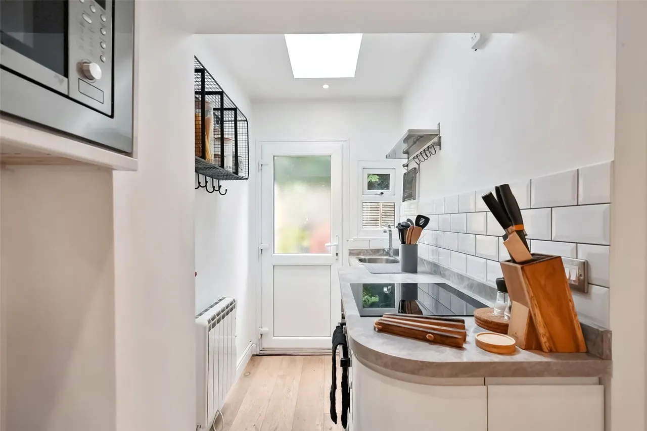 Second Cross Road, Twickenham, TW2 5RF, photo 7