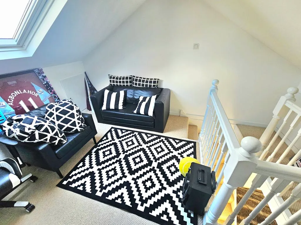 Florence Avenue, Wylde Green, B73, photo 17