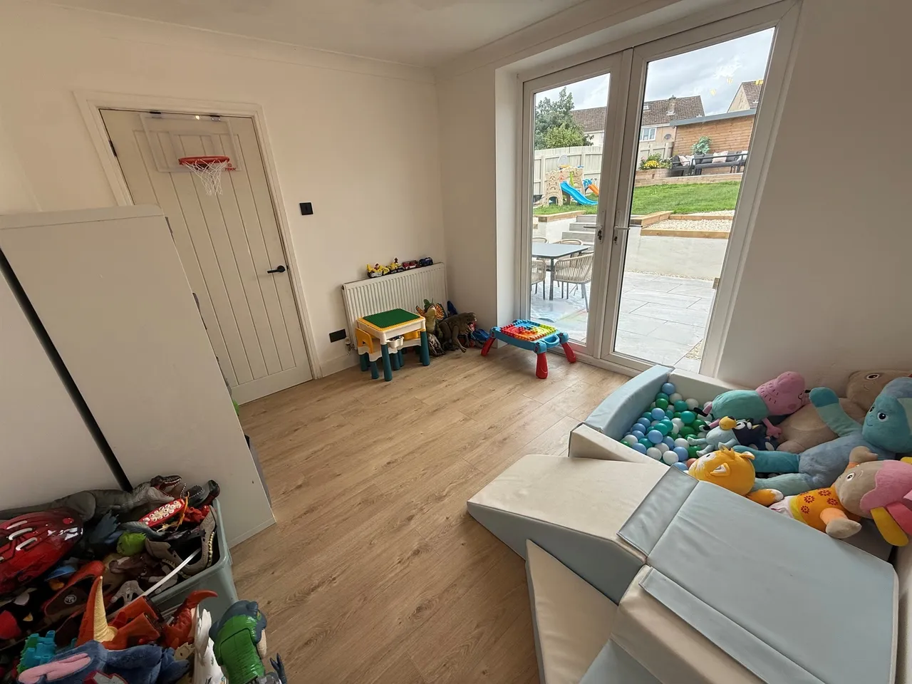 Heol Miles, Talbot Green, Pontyclun, photo 6