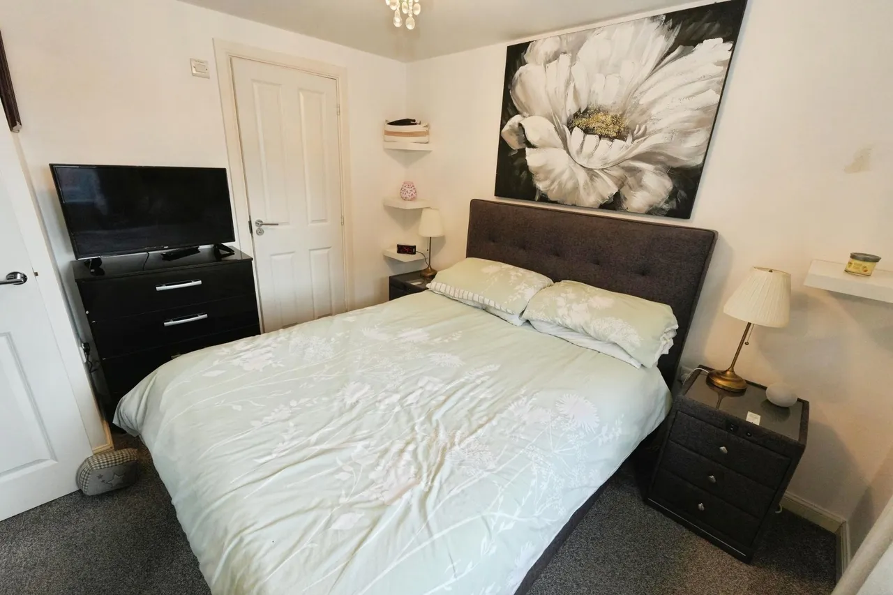 Old College Avenue, Oldbury, B68, photo 10