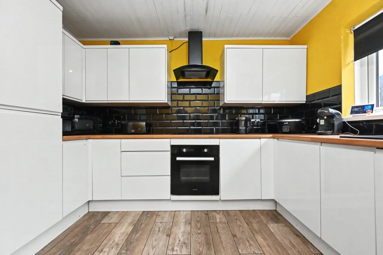 Greyfriars Road, Abbey Hulton, Stoke-on-Trent, photo 3