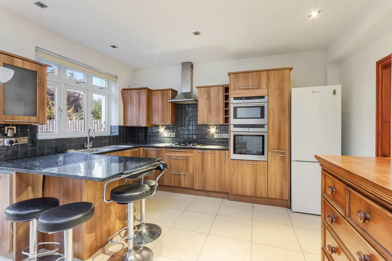 Tottenhall Road, London, N13 6HX, photo 4