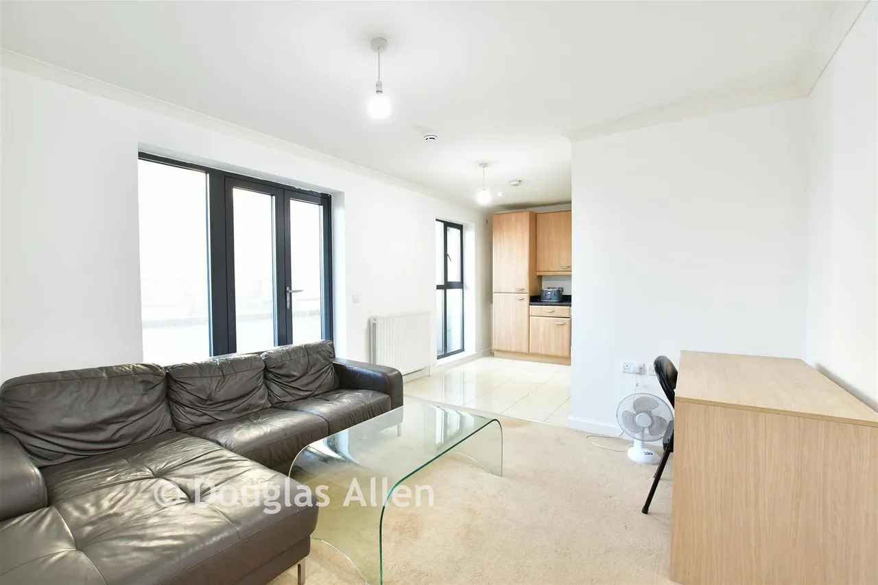 Mill Road, Ilford, IG1, photo 4