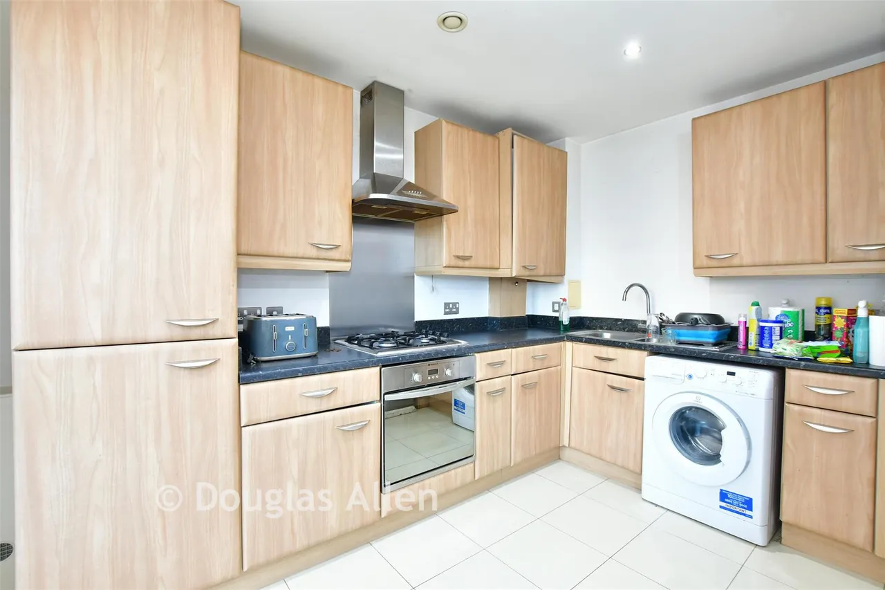 Mill Road, Ilford, IG1, photo 7