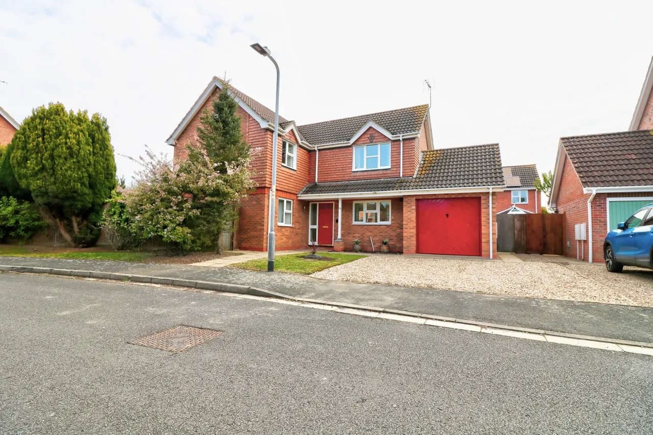 4 bed house for sale, Avignon Road, Spalding, PE11