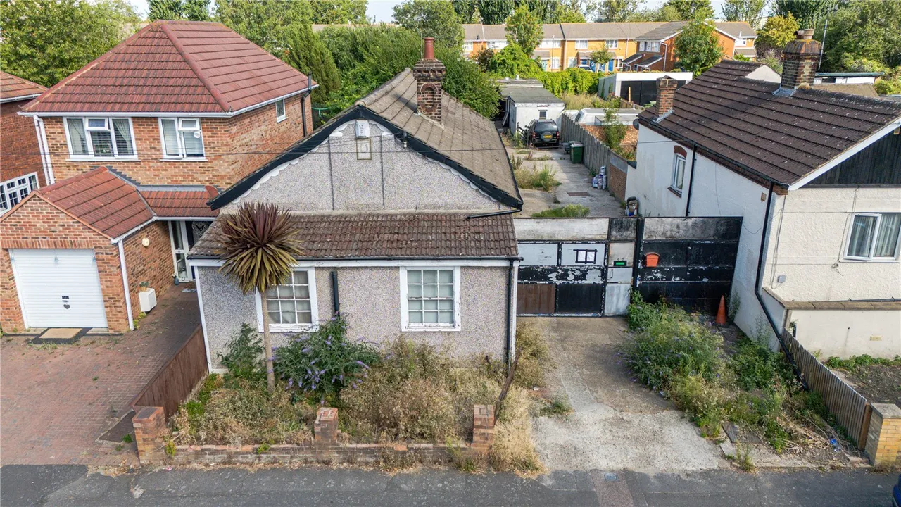 North Road, DA17, photo 19