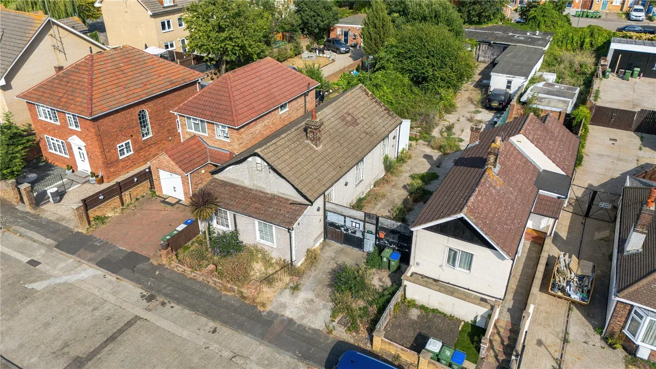North Road, DA17, photo 4