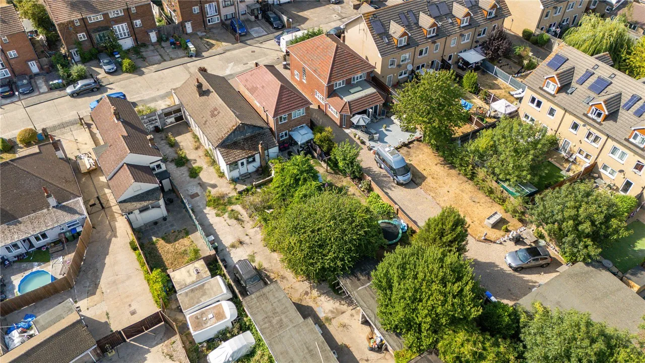 North Road, DA17, photo 18