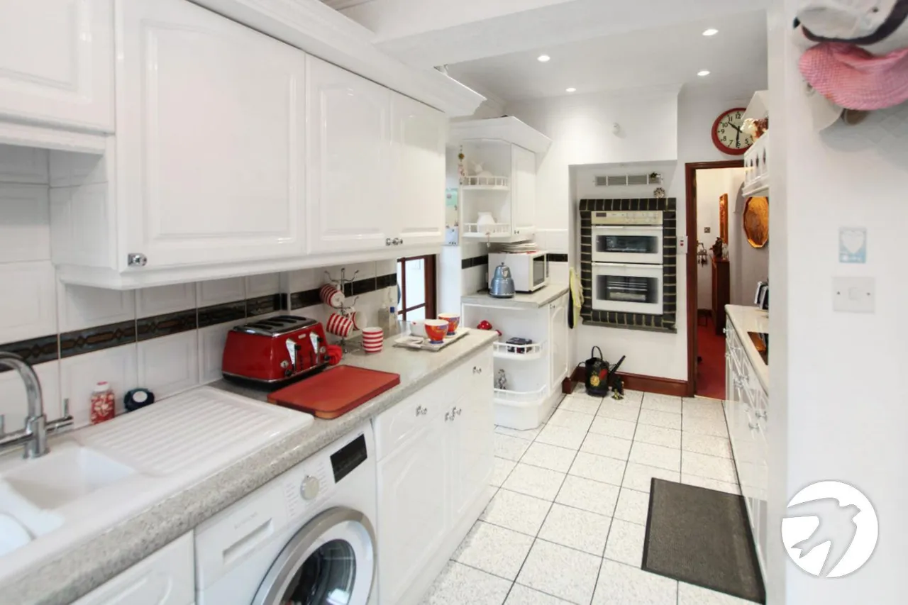Brownspring Drive, London, SE9, photo 13