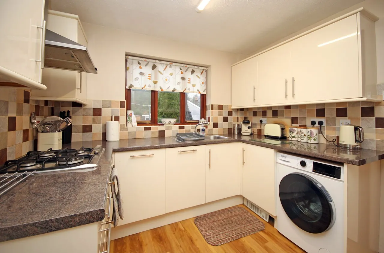 Capel Coch Road, Llanberis, photo 23