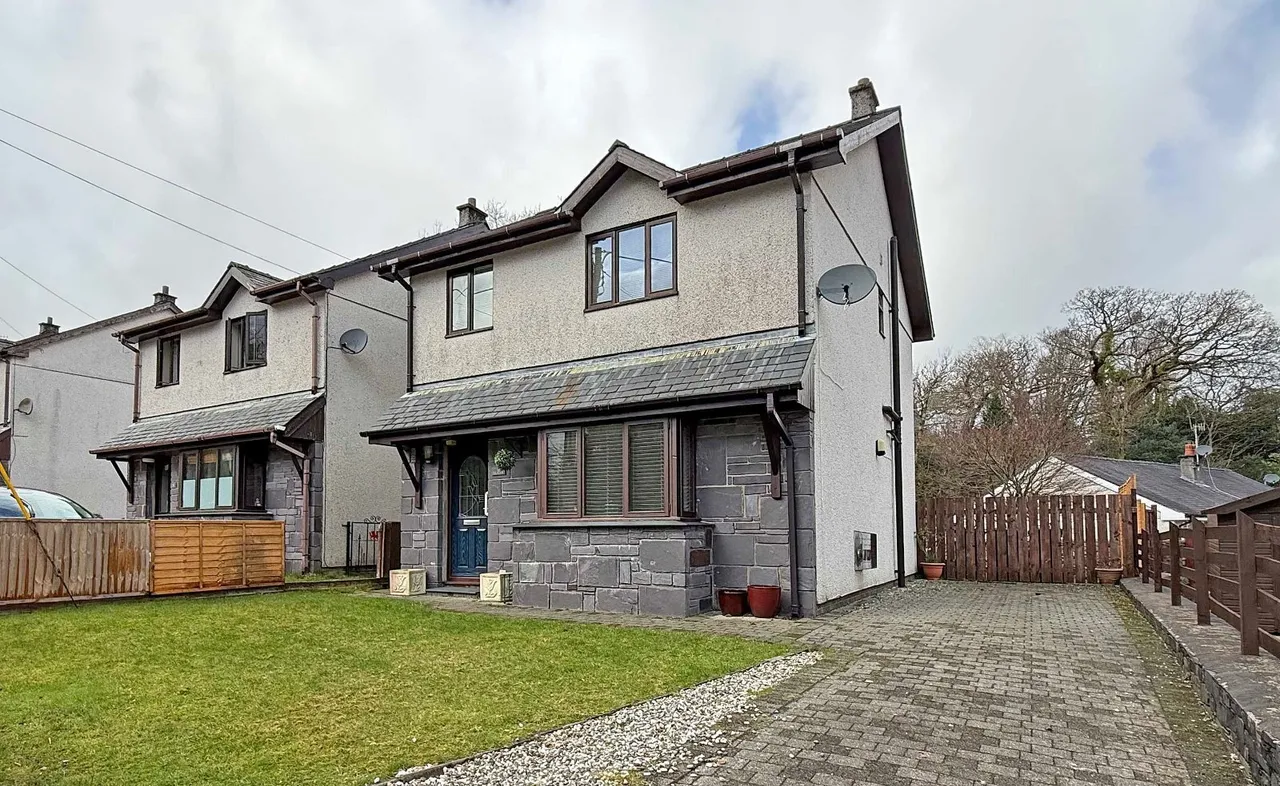 Capel Coch Road, Llanberis, photo 20