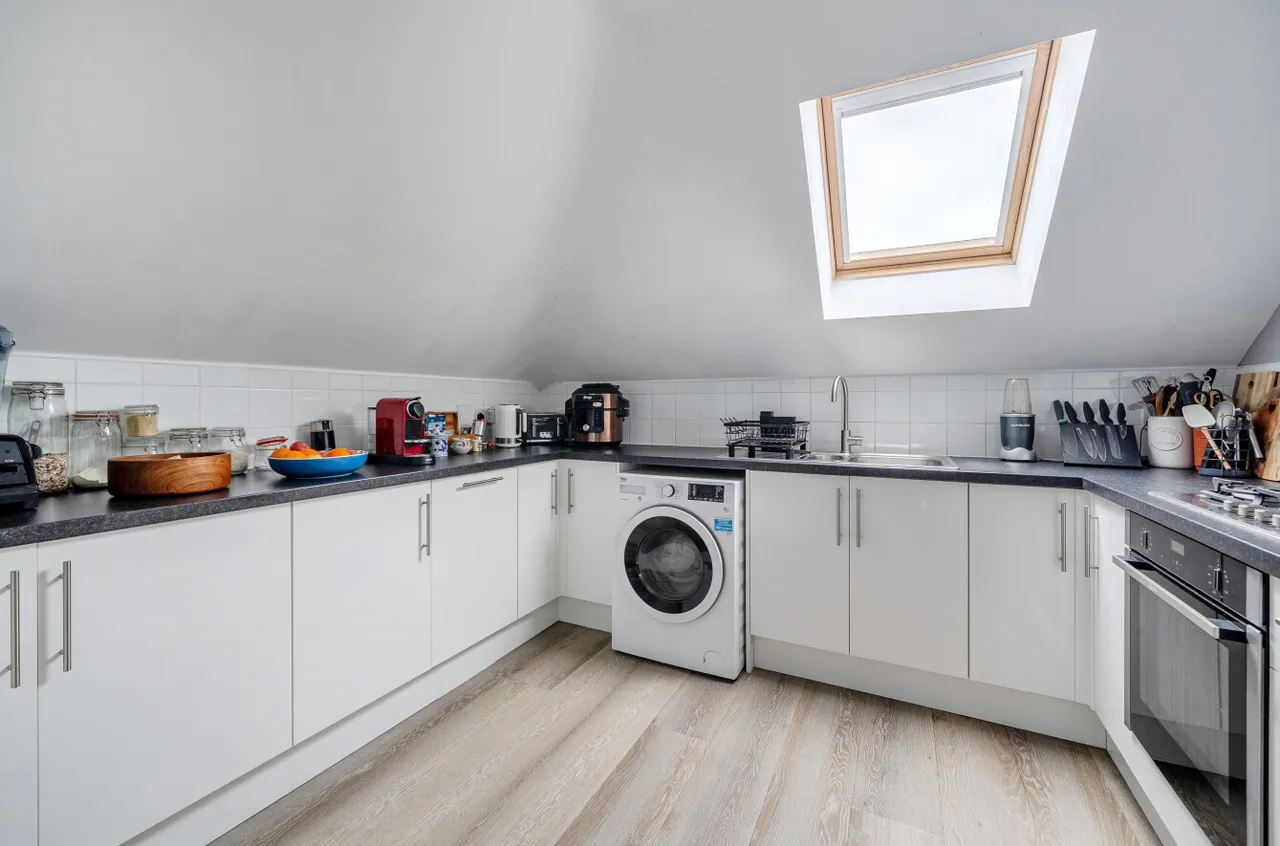 Roebuck Estate, Binfield, Bracknell, Berkshire, RG42 4DD, photo 10