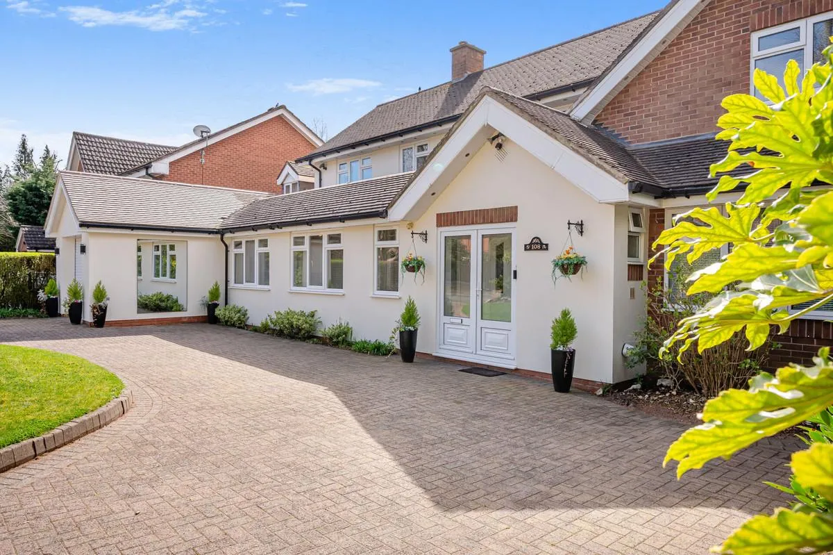 Silhill Hall Road, Solihull, B91, photo 44