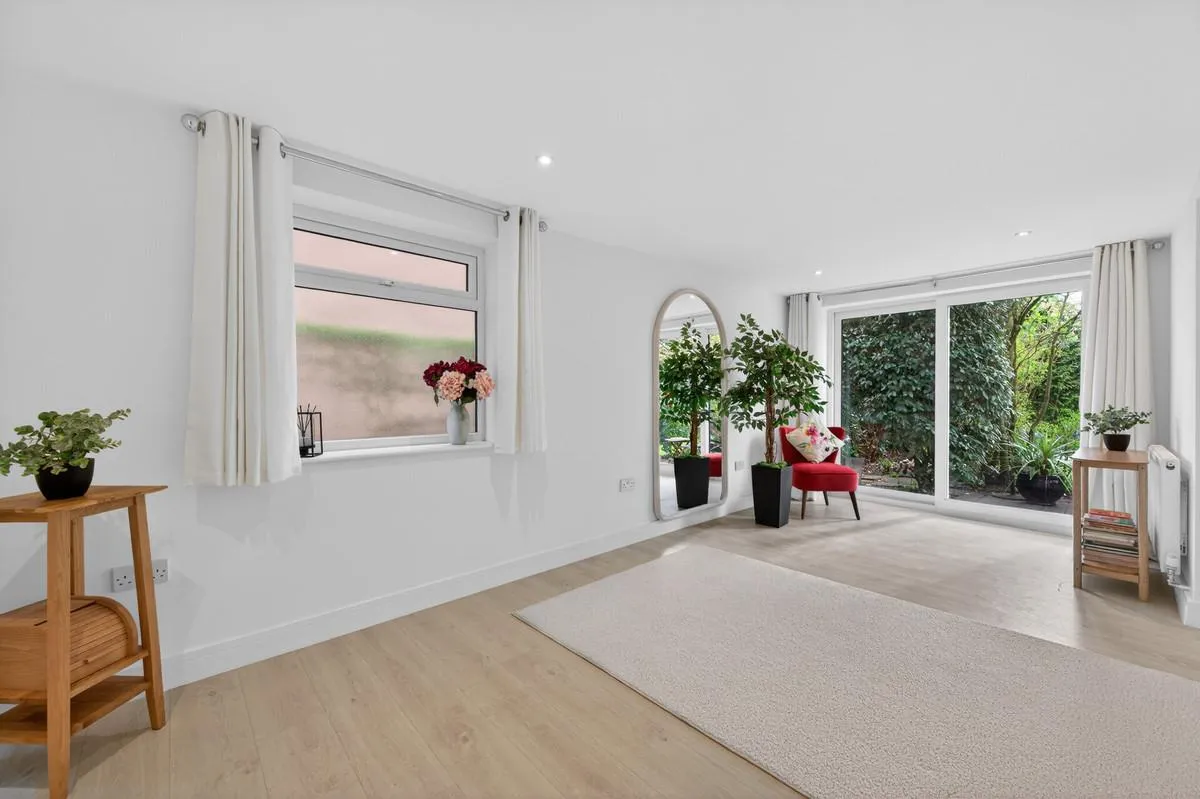 Silhill Hall Road, Solihull, B91, photo 19