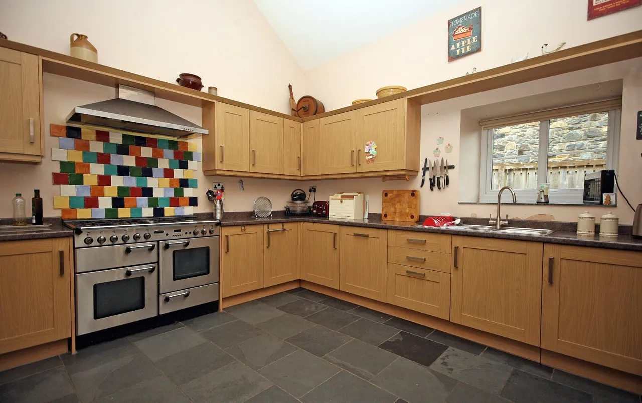 Porthmadog, LL49, photo 18