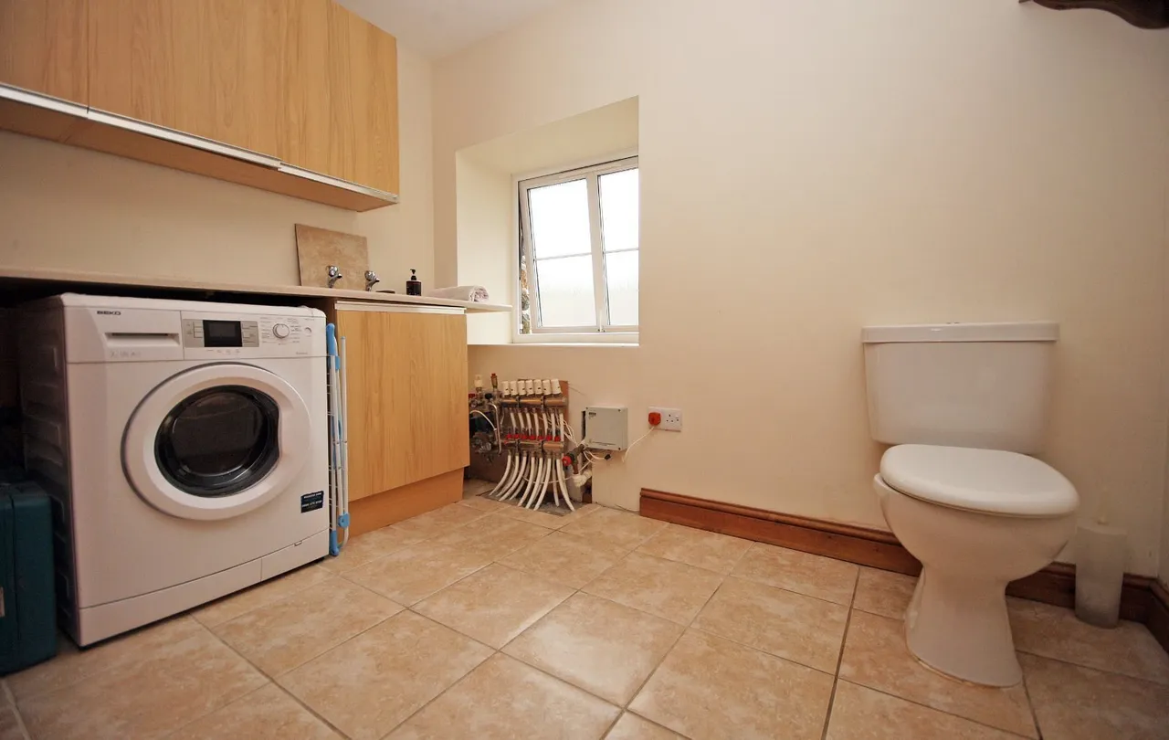 Porthmadog, LL49, photo 7