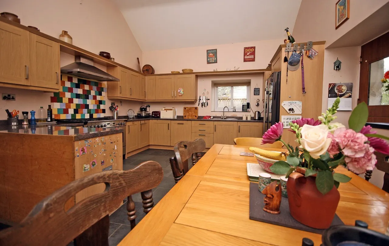 Porthmadog, LL49, photo 4