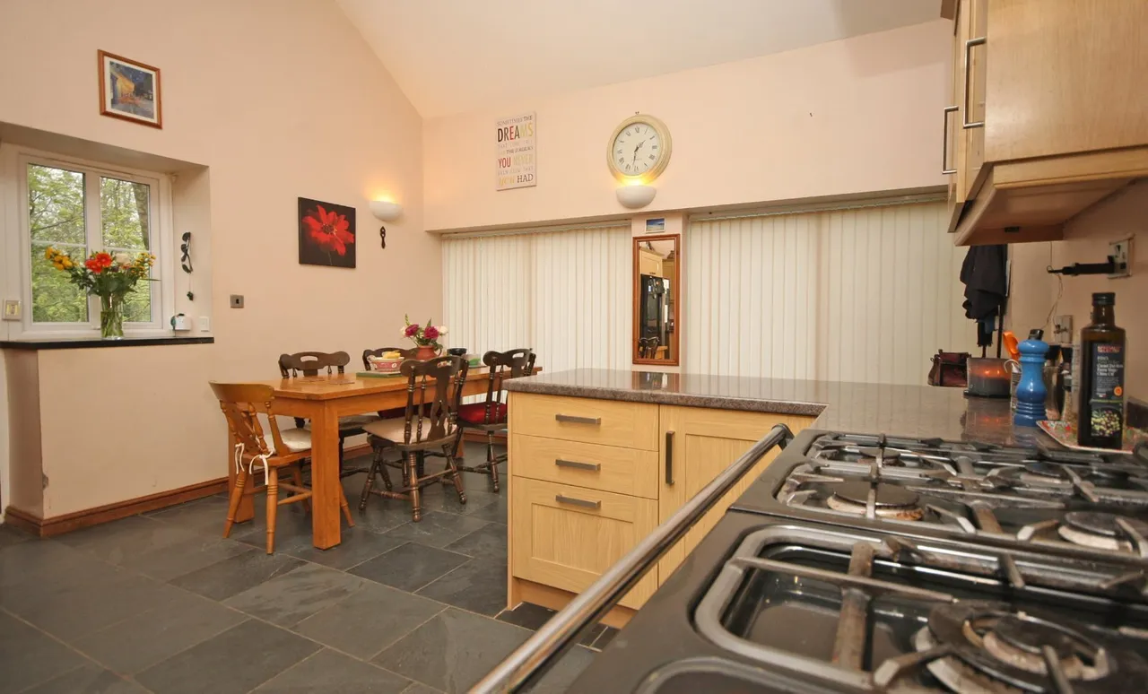 Porthmadog, LL49, photo 17
