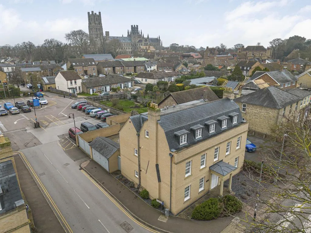 2 bed flat for sale, Barton Road, Ely, CB7