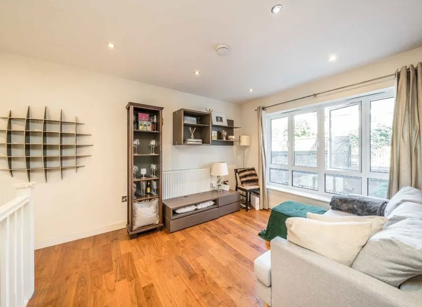 Kelvedon Road, Fulham, SW6, photo 2