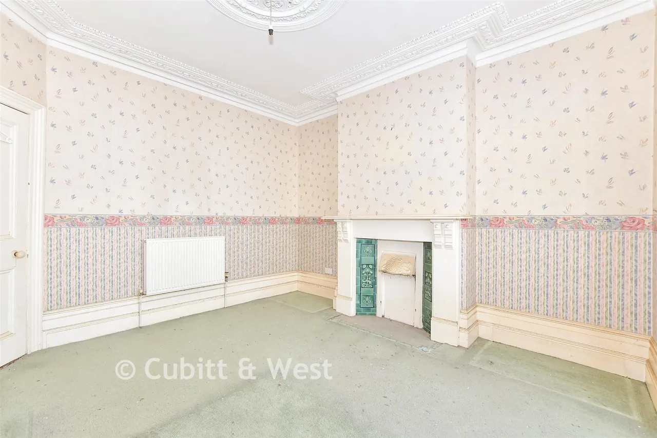 Oriel Road, North End, PO2, photo 5