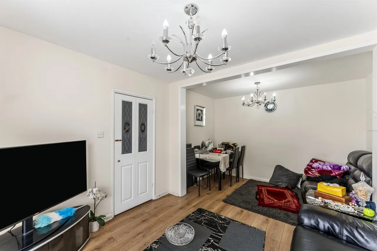 Love Lane, Morden, SM4, photo 17