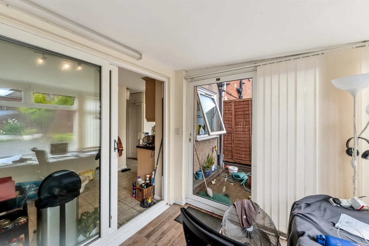 Love Lane, Morden, SM4, photo 14