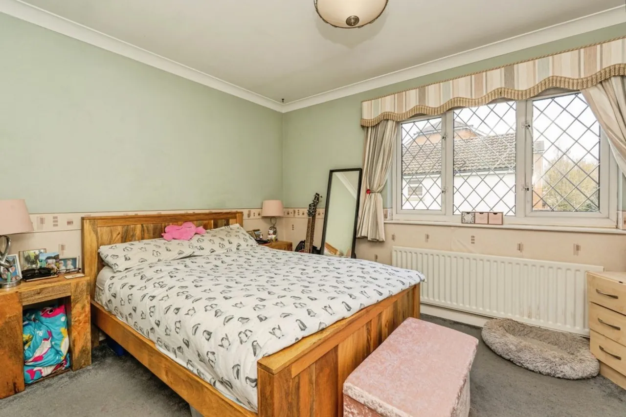 Knaphill, Woking, Surrey, photo 7